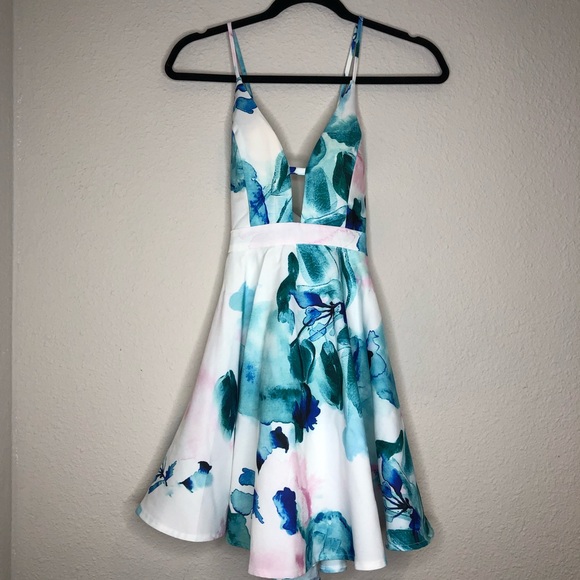 Windsor Dresses & Skirts - Windsor Dress 👗